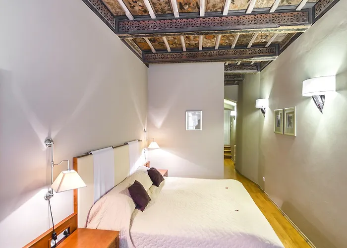 Hotell The Golden Wheel 4*