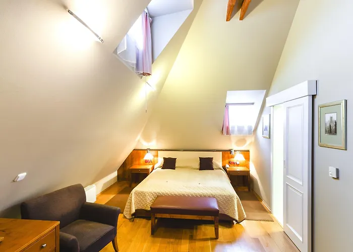 The Golden Wheel 4* Prag