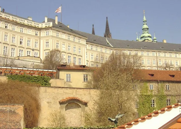Hotell The Golden Wheel Prag