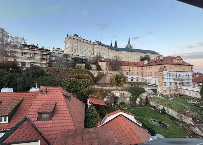 The Golden Wheel 4* Prag