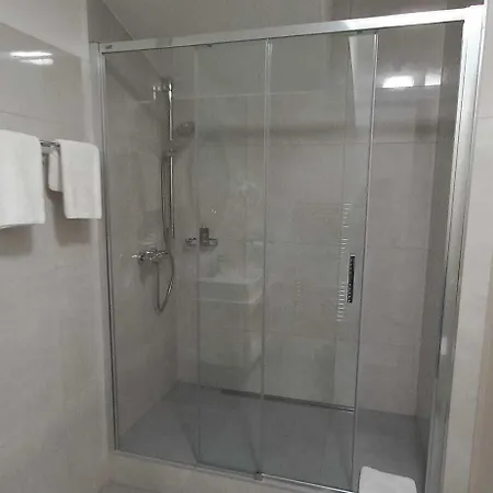 Lh Golden Wheel 4* Πράγα