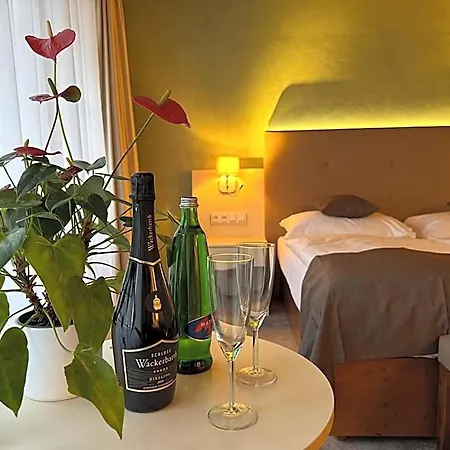 Hotel Lh Golden Wheel 4*