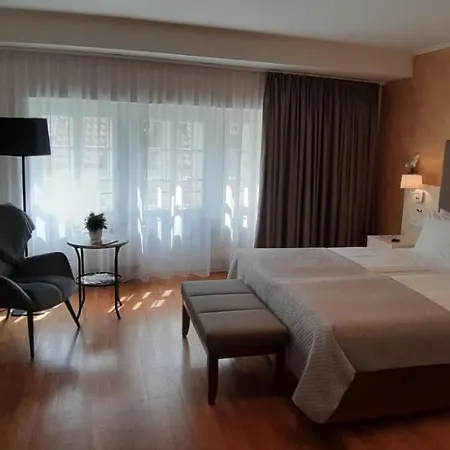U Zlatého Kola Hotel 4*