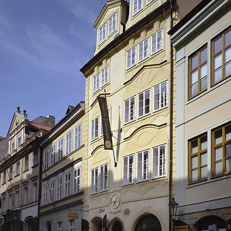 U Zlatého Kola Hotel