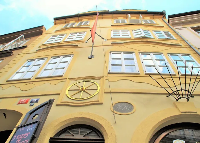The Golden Wheel Prag